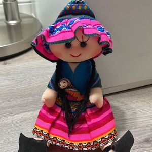 🌸 souvenir doll from Peru. New